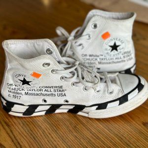CONVERSE OFF-WHITE SNEAKERS